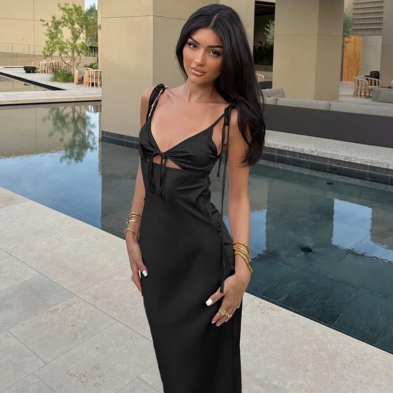 Vestido maxi com decote em V, atilhos e alças finas Aaliyah