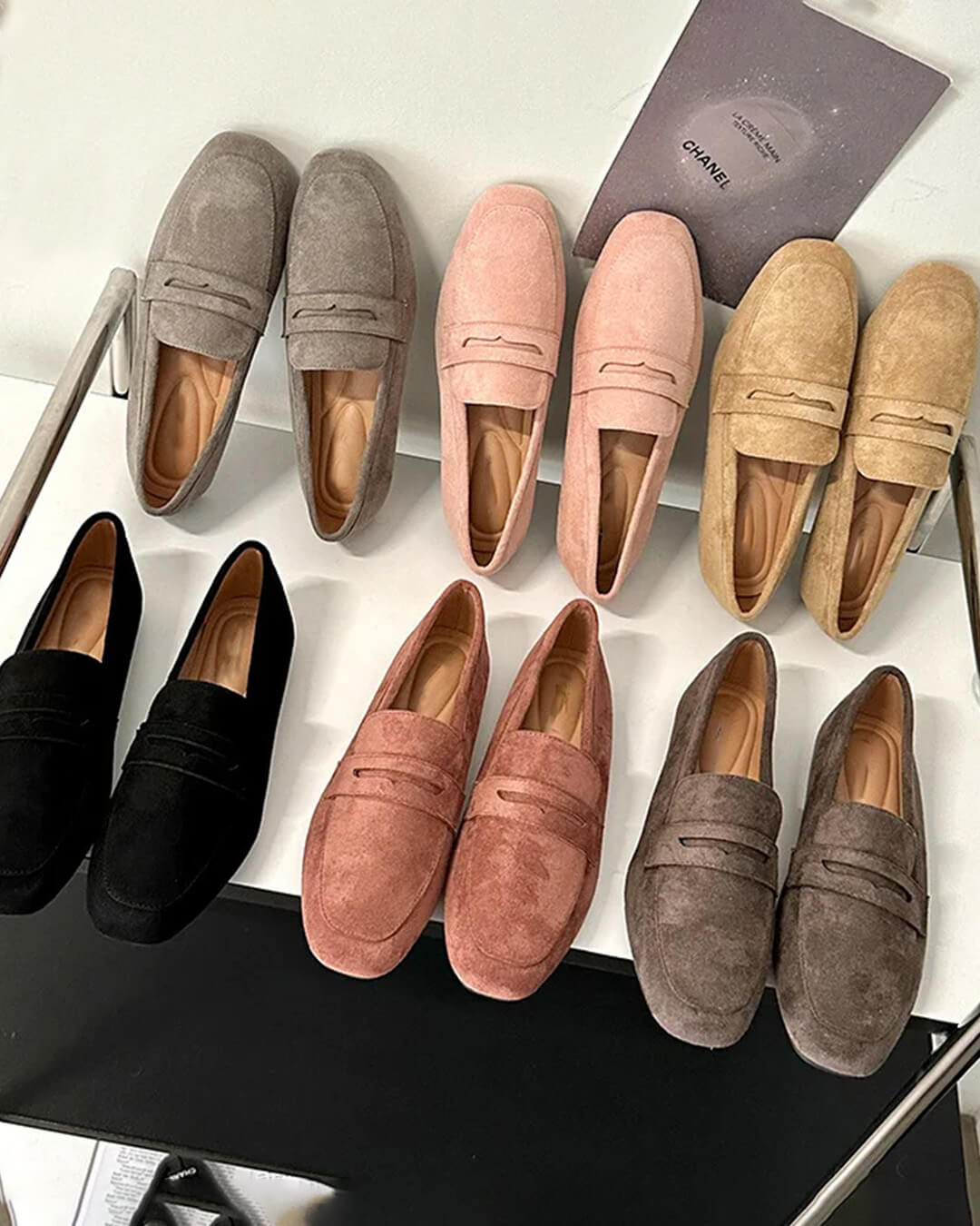 Mocassins Adira em camurça e sem atacadores
