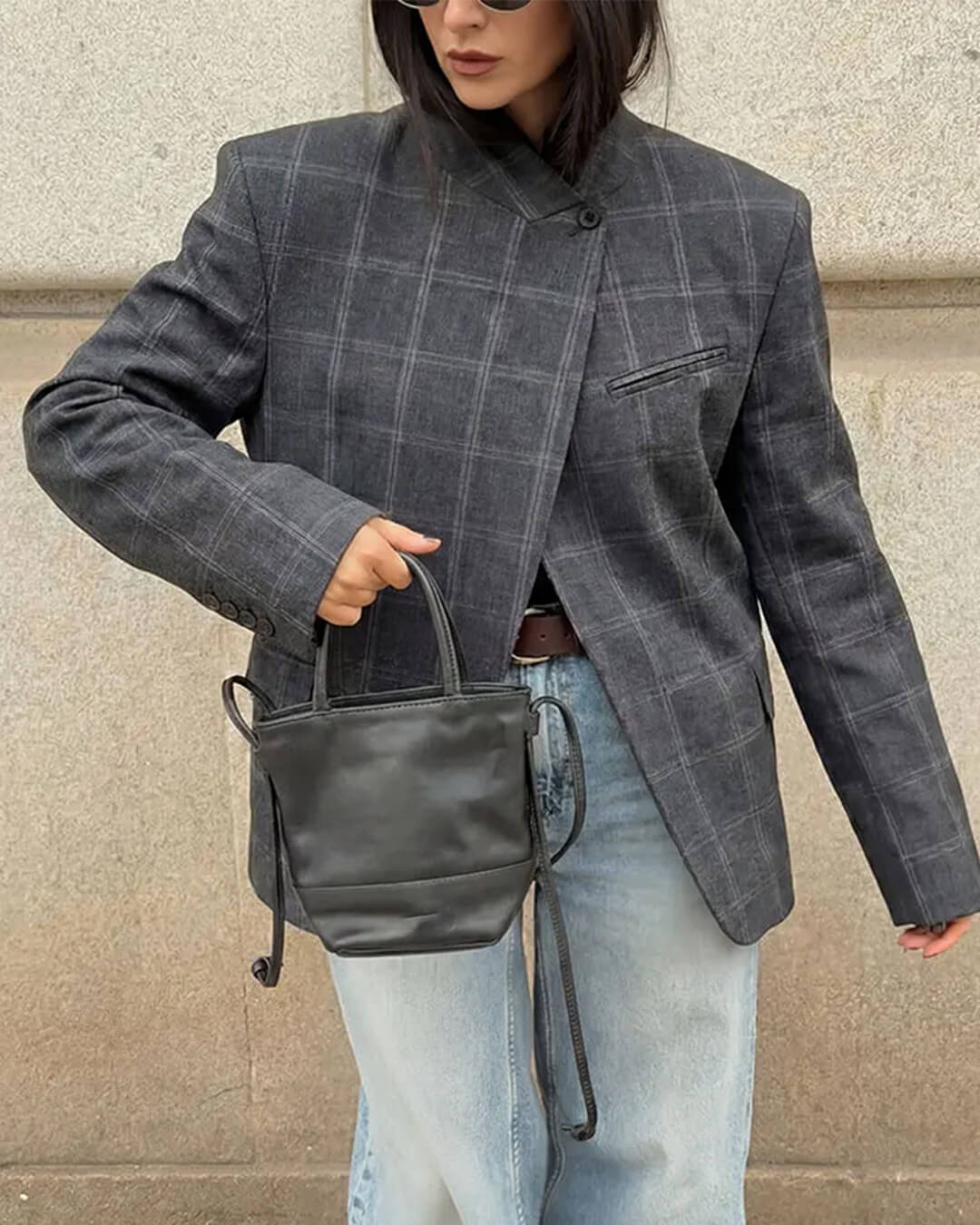 Blazer de gola subida aos quadrados Aerona