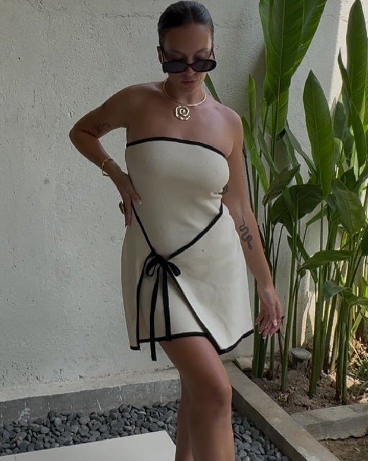 Vestido mini com atilhos nas costas Ahana
