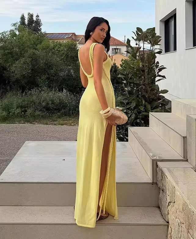 Vestido comprido com abertura em gota Airia