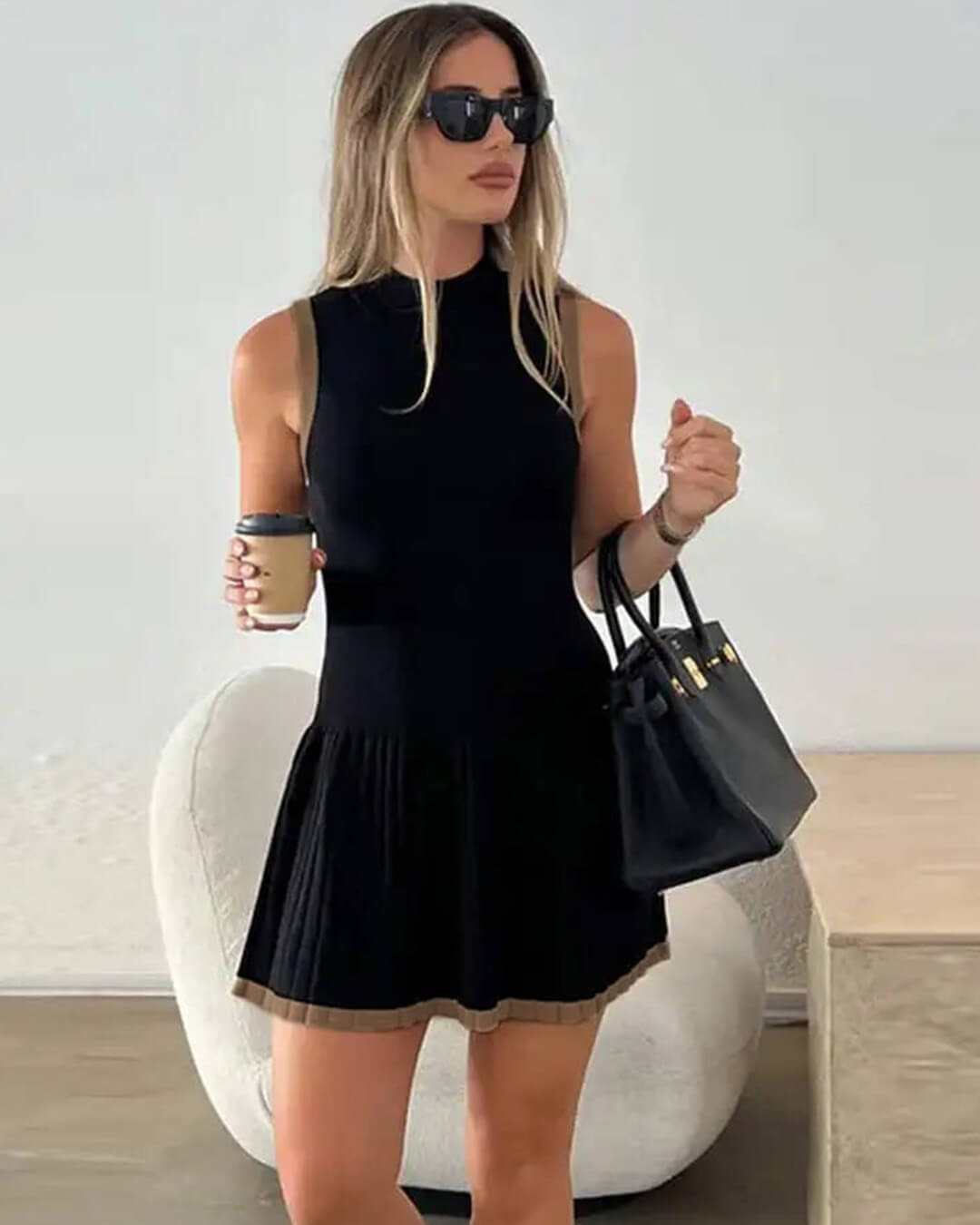Vestido Alice em malha contrastante, com cintura descida