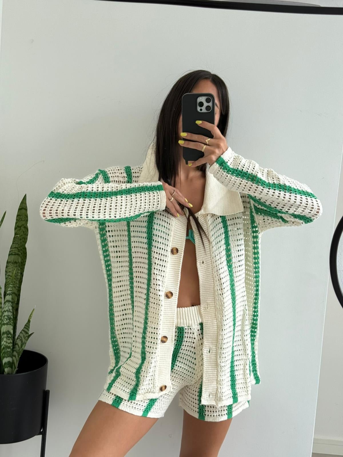 Conjunto de duas peças de croché às riscas Ana
