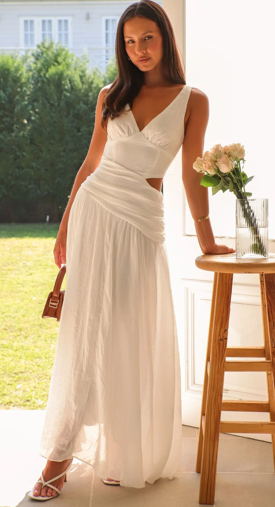 Vestido midi Anne com corte evasé e recortes