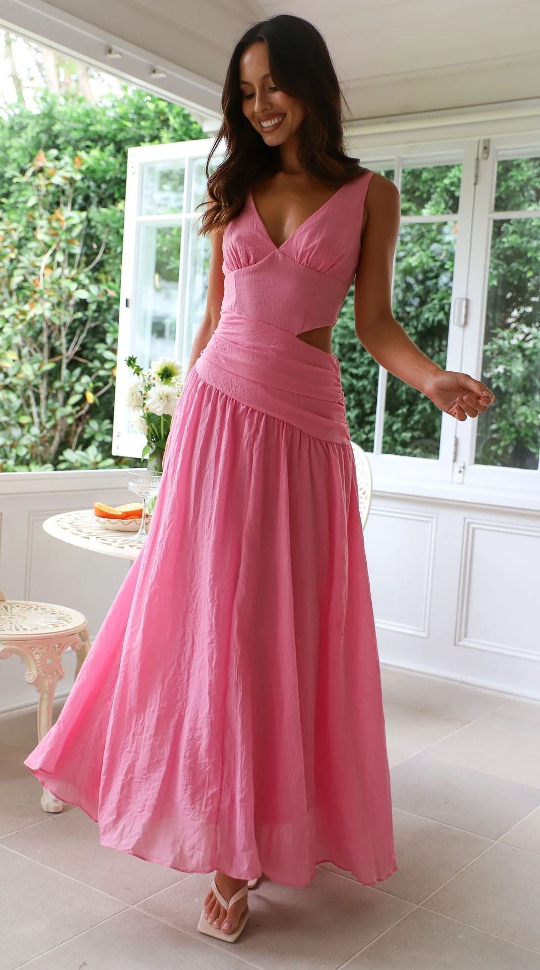 Vestido midi Anne com corte evasé e recortes