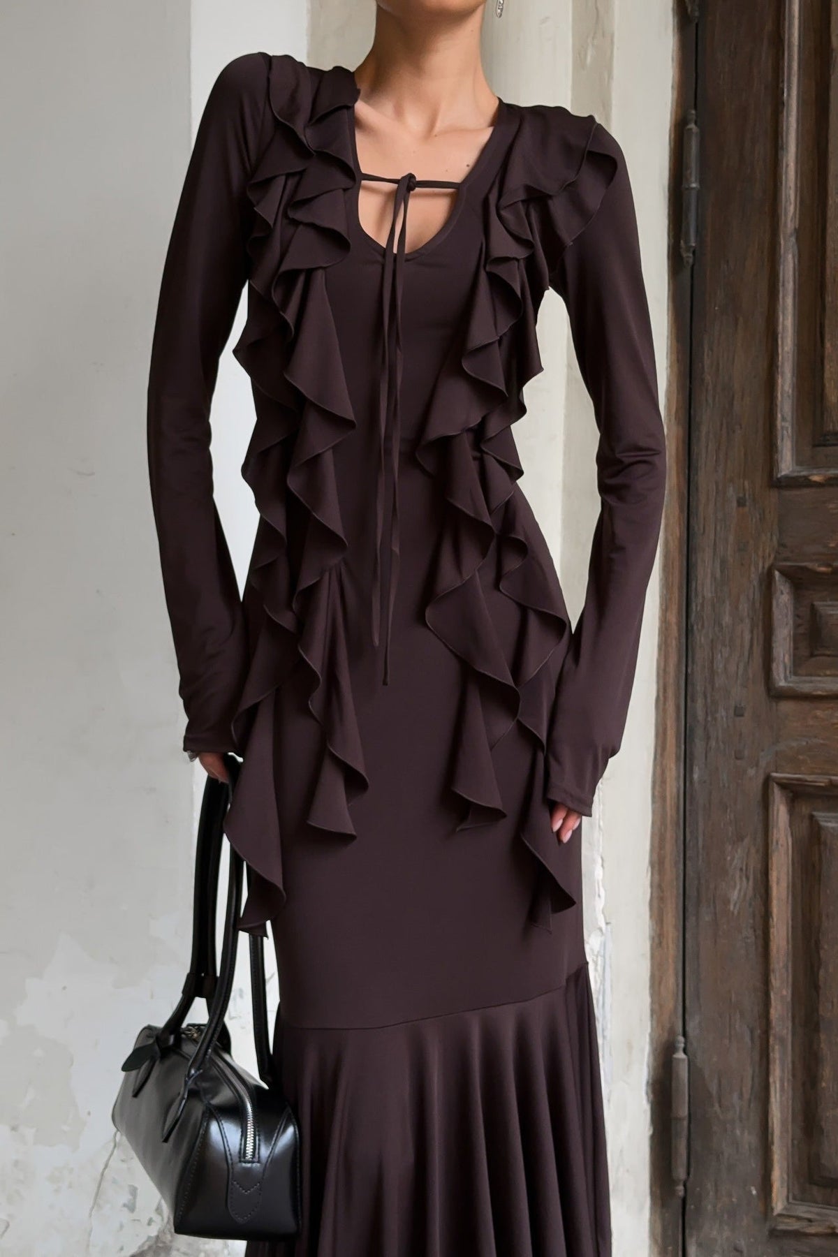 Vestido maxi de mangas compridas com folhos Arielle