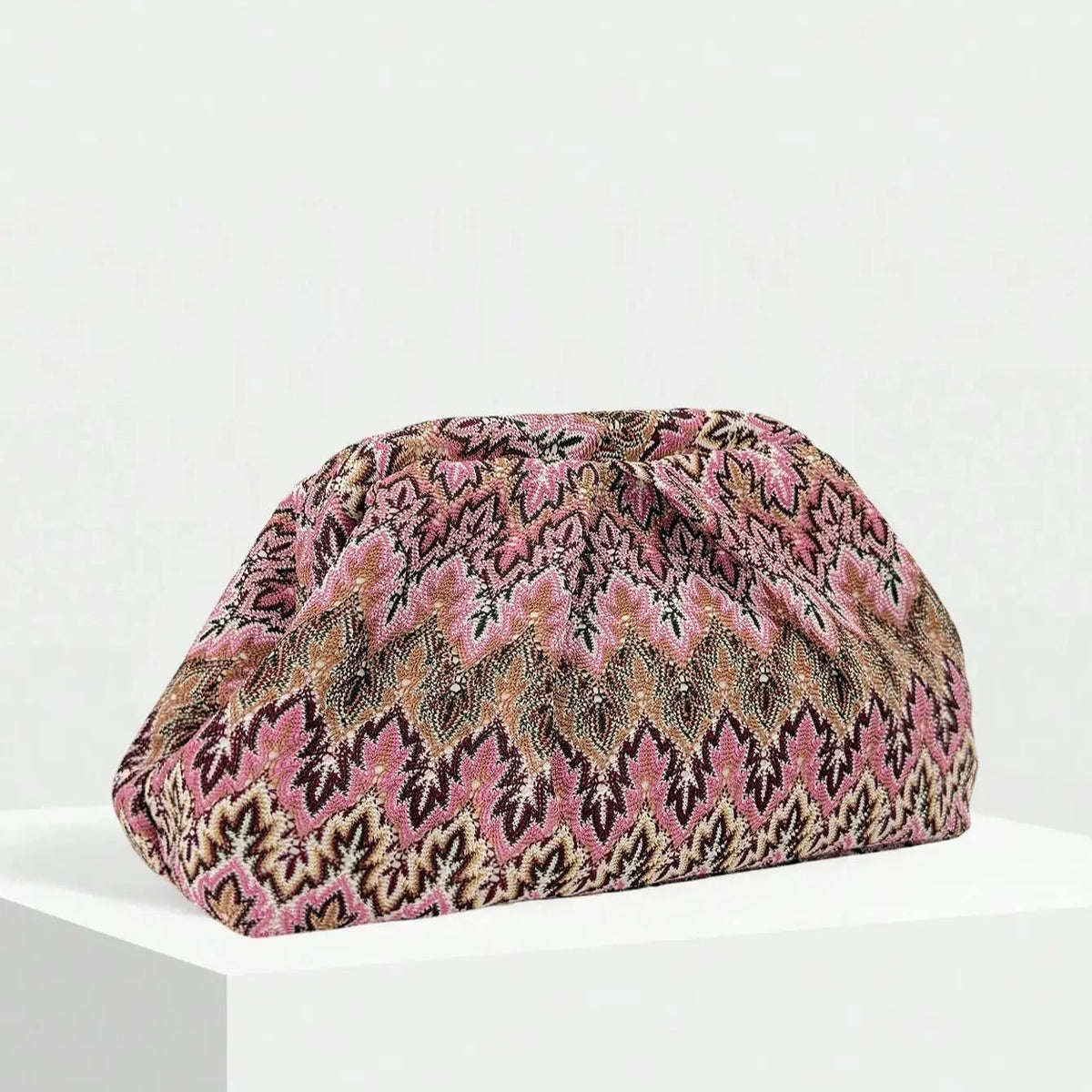 Clutch plissada em jacquard Beatriz