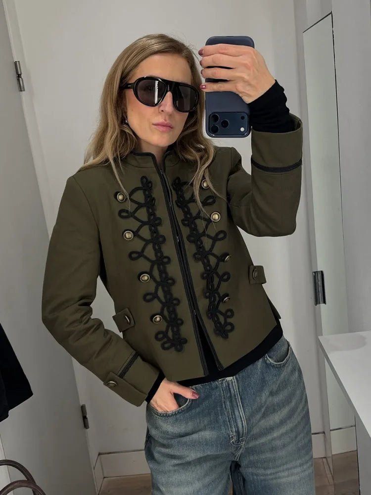 Casaco Napoleão Becky com fivela de nó de corda