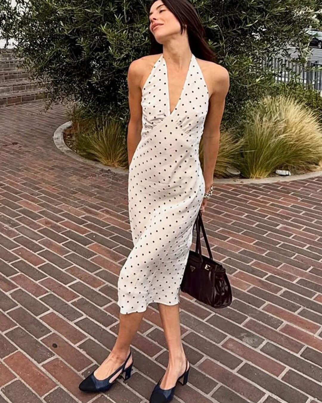 Vestido maxi Bianca com bolinhas e decote halter