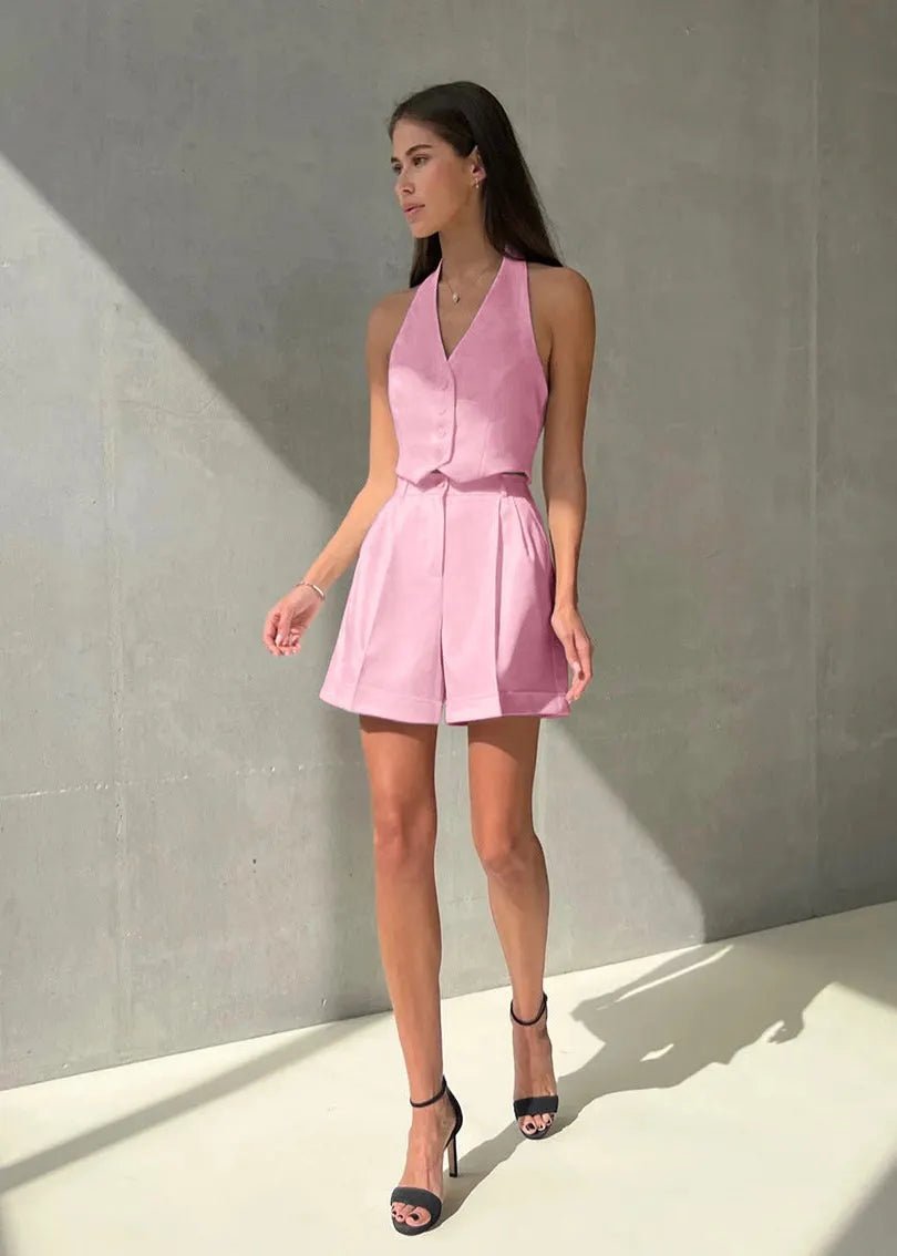 Conjunto de colete halter e calções de corte Bianca