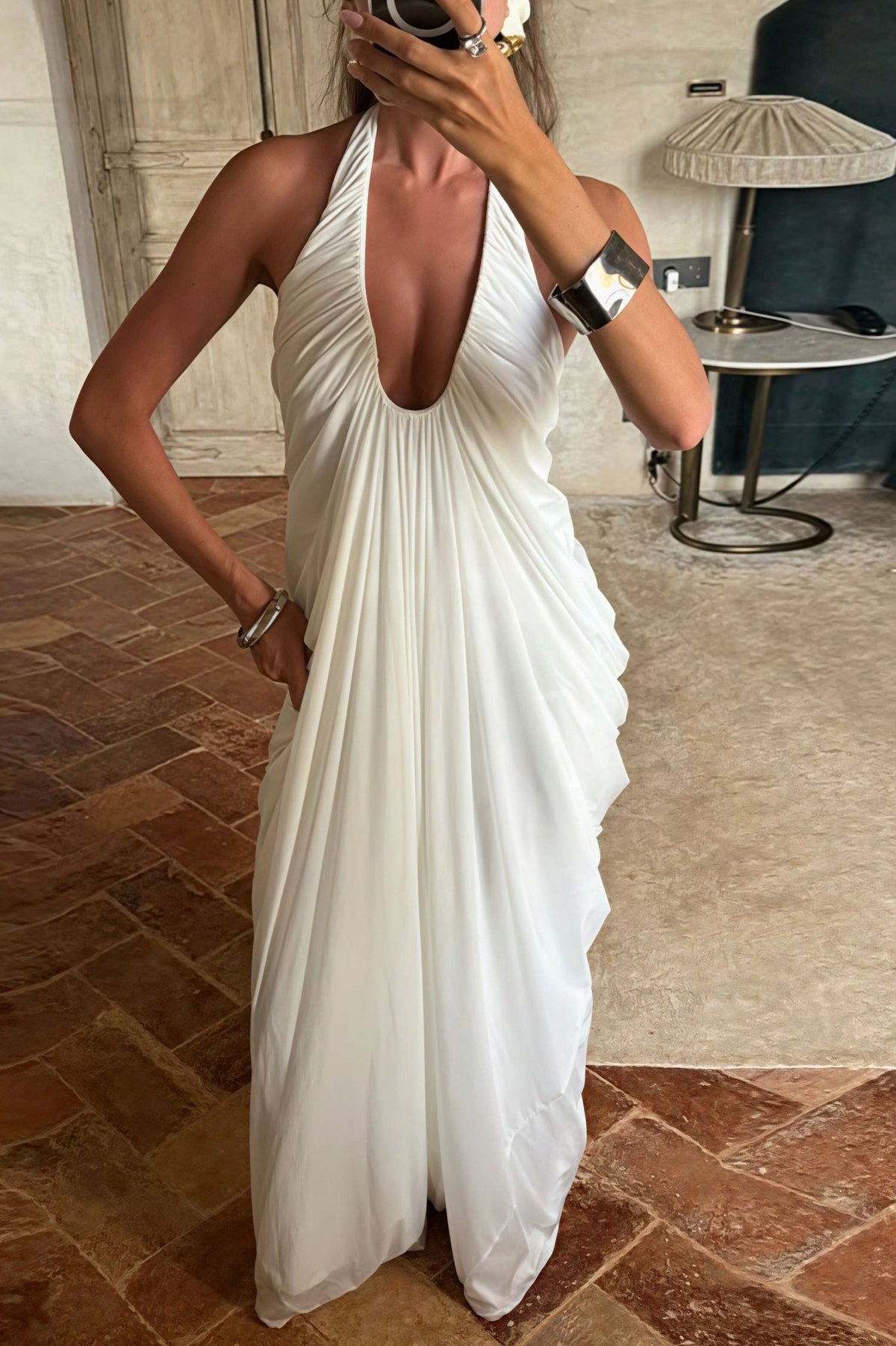 Vestido maxi de tule com decote halter e folhos Calliope