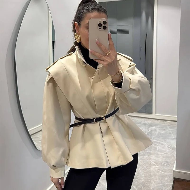 Casaco trench curto com cinto Camille