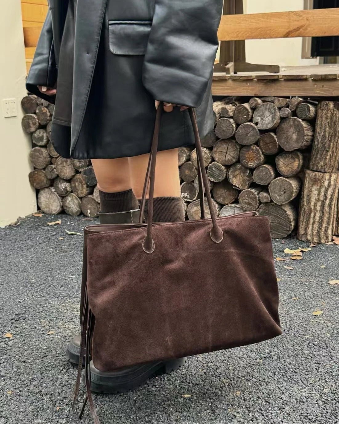 Saco de ombro em camurça mate Carly