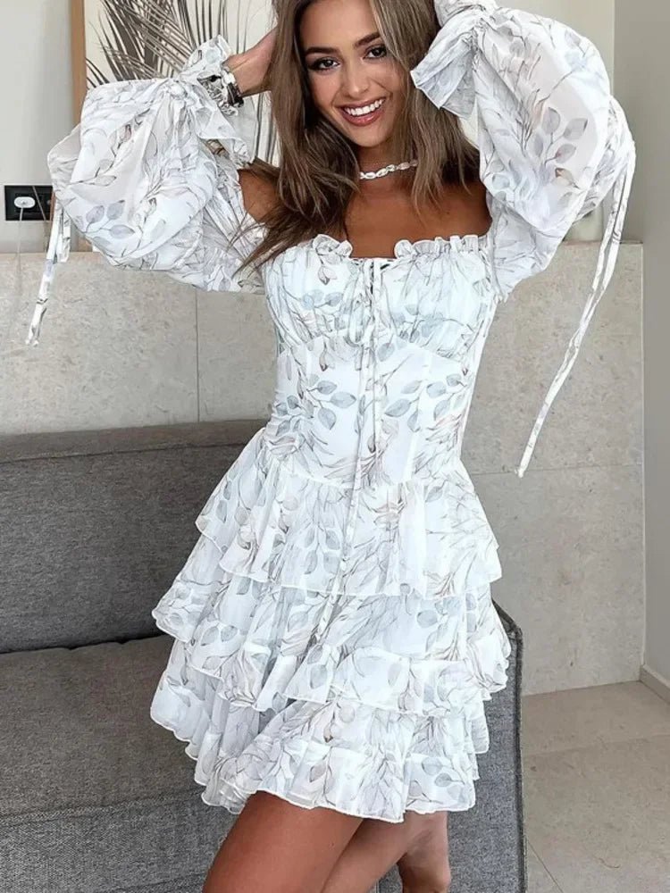 Vestido curto Cate com decote quadrado e mangas balão