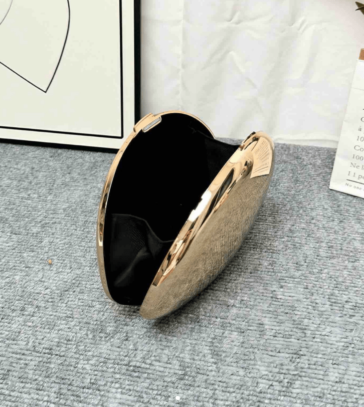 Clutch de noite em forma de concha Celeste