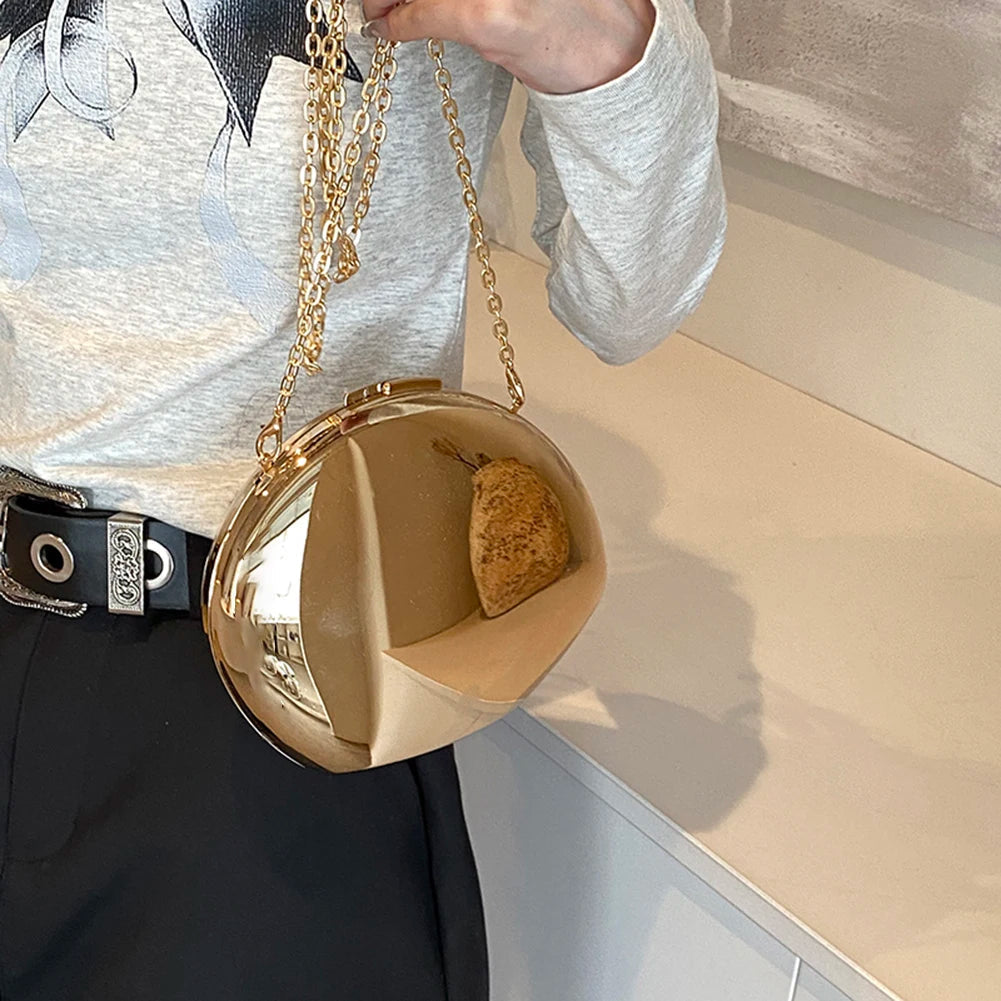 Clutch de noite em forma de concha Celeste