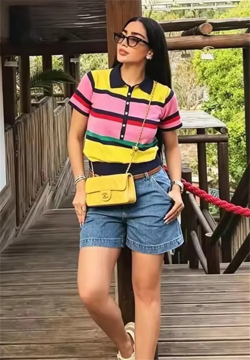Top de malha tipo polo com blocos de cor Claudia