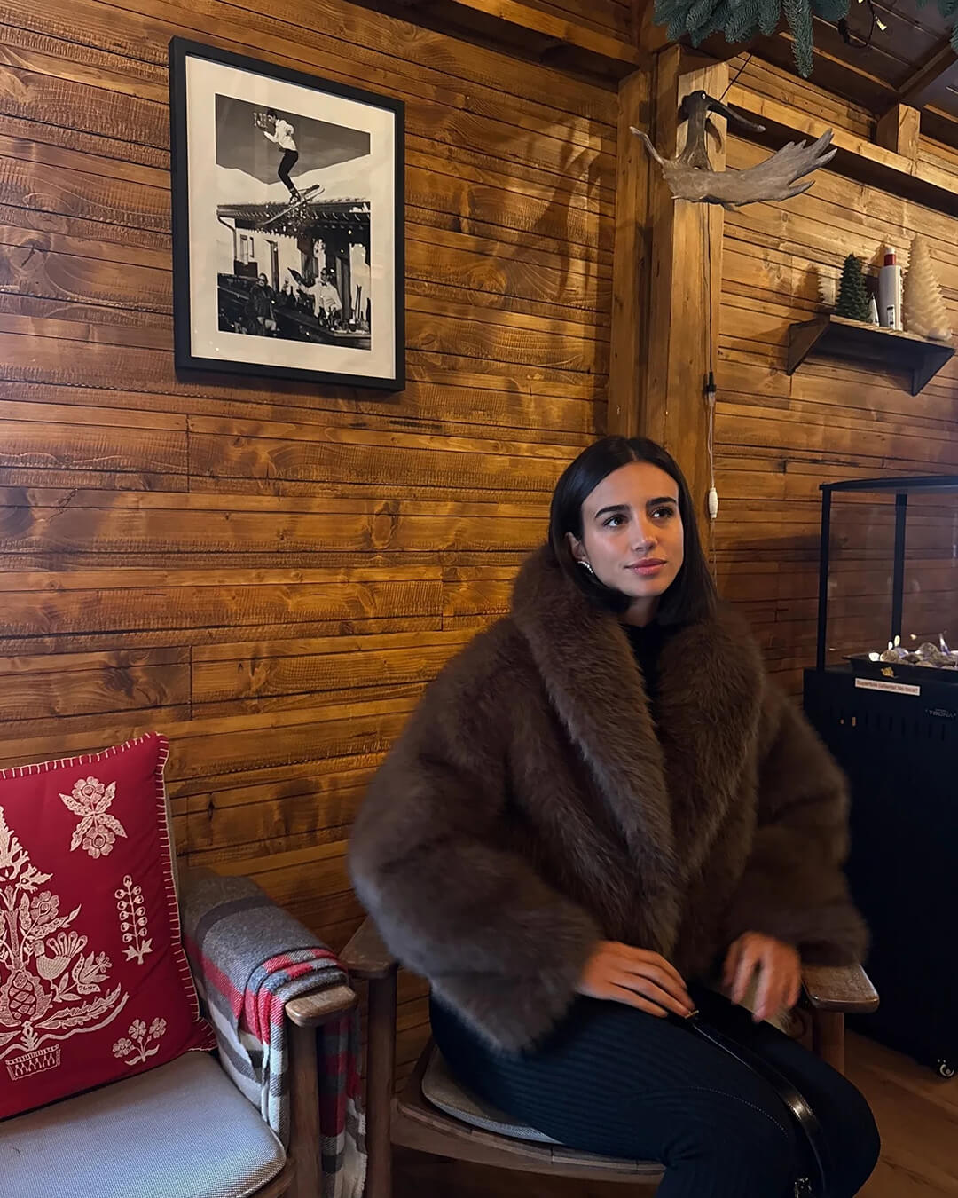 Casaco curto de pelo sintético Elsa