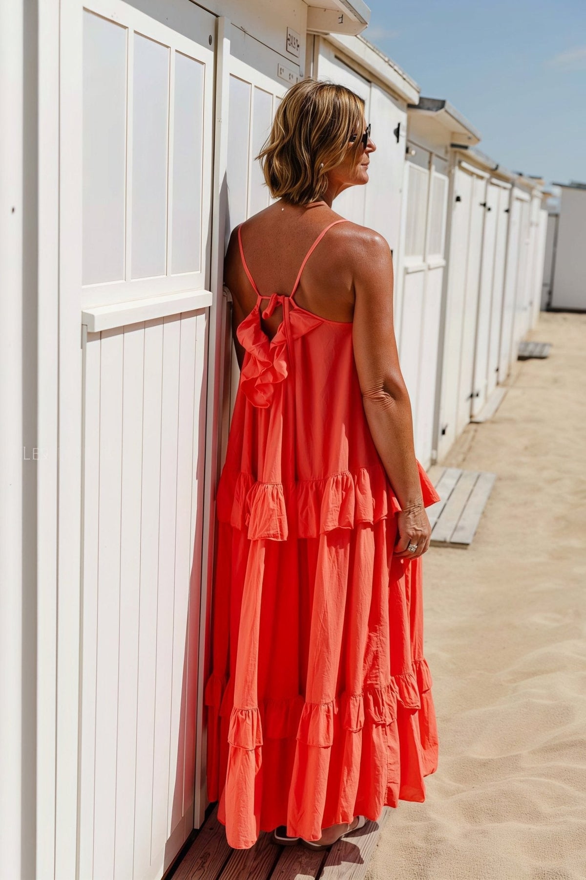 Vestido comprido fluido Emiliana com bainha de folhos