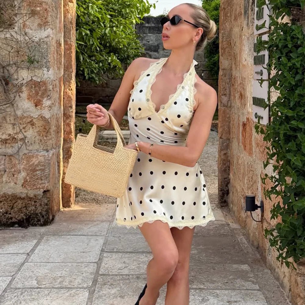Vestido curto de renda com costas descobertas Fiona