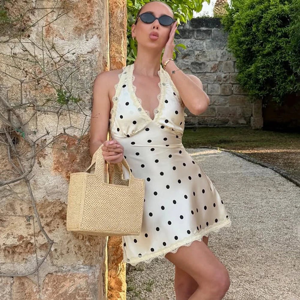 Vestido curto de renda com costas descobertas Fiona