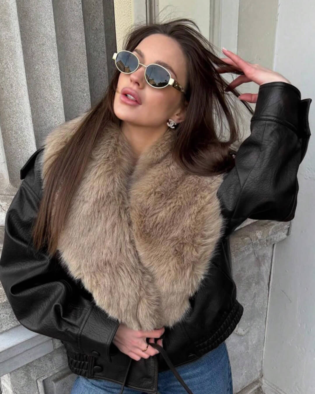 Casaco de couro sintético Francesca com gola de pelo amovível
