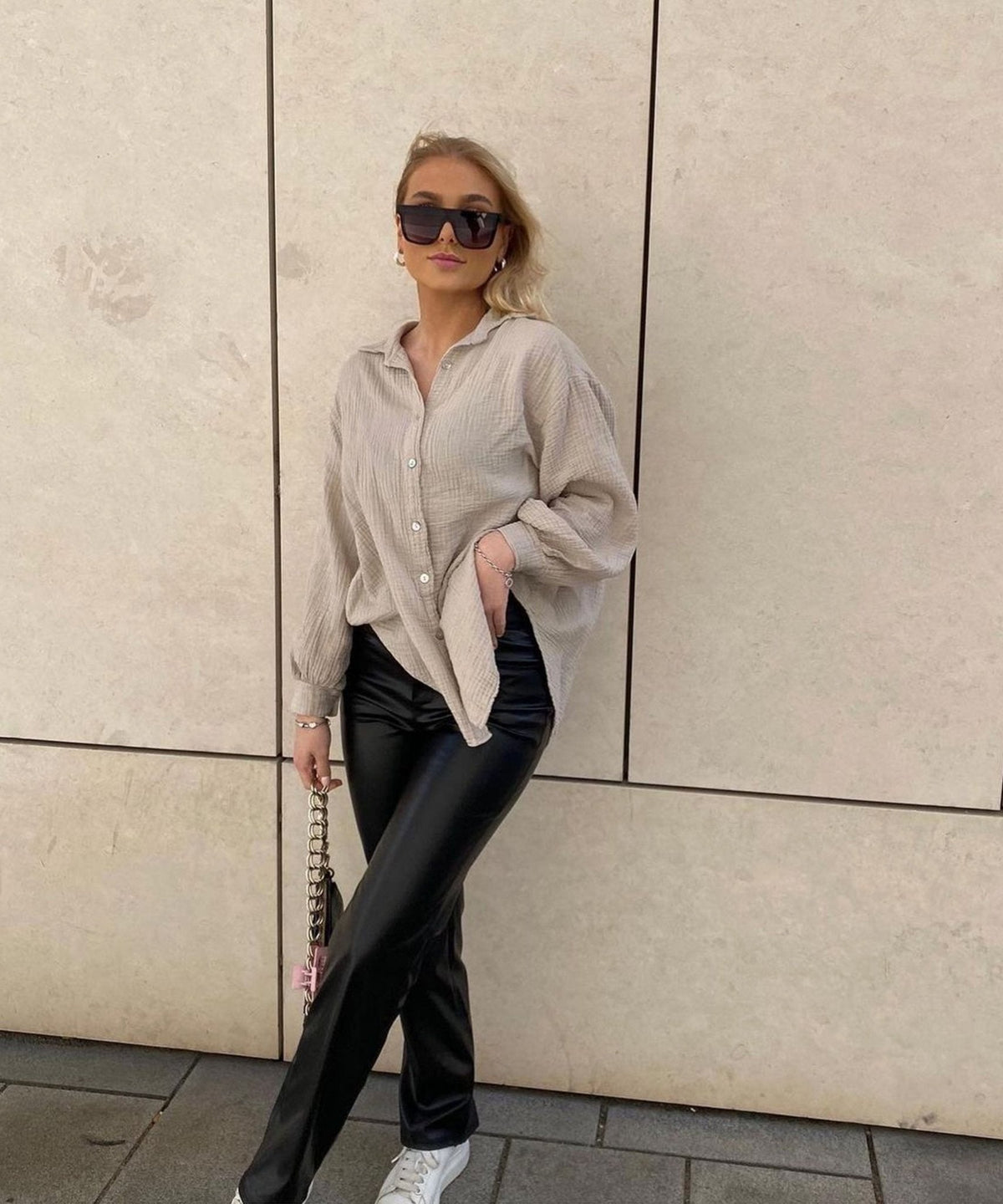 Blusa Freya oversized de musselina