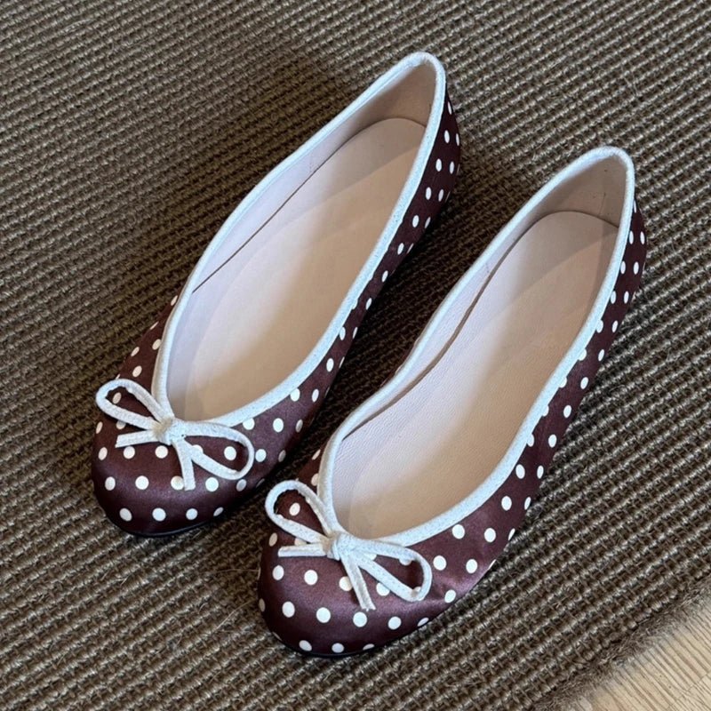 Sabrinas às bolinhas Georgette
