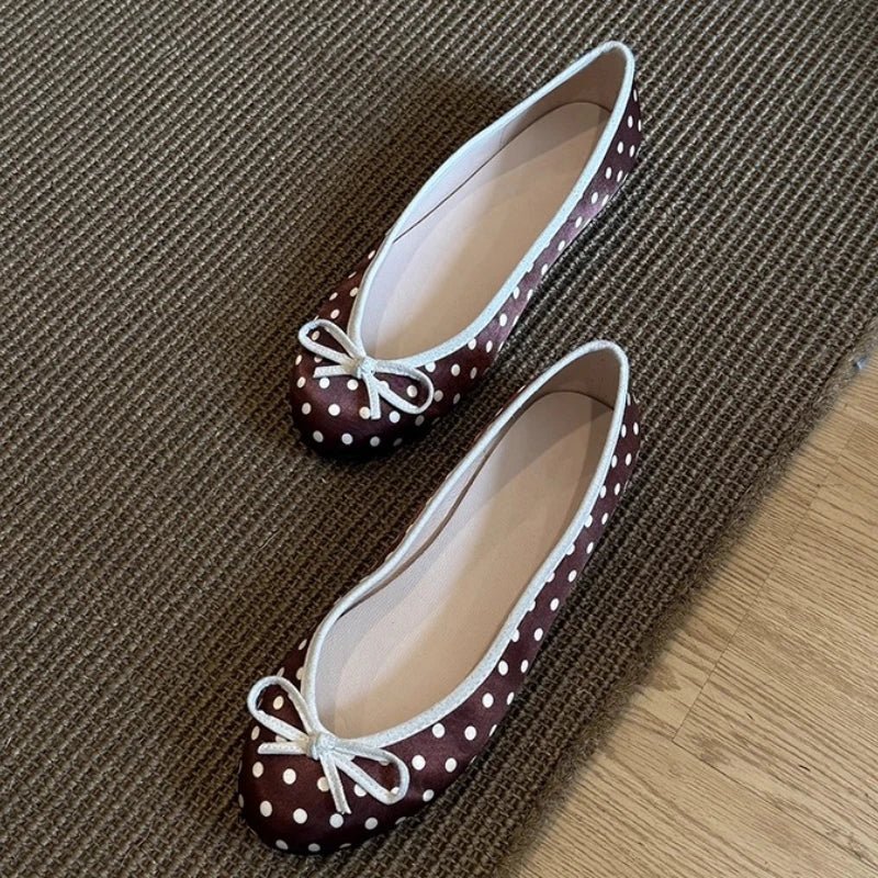 Sabrinas às bolinhas Georgette