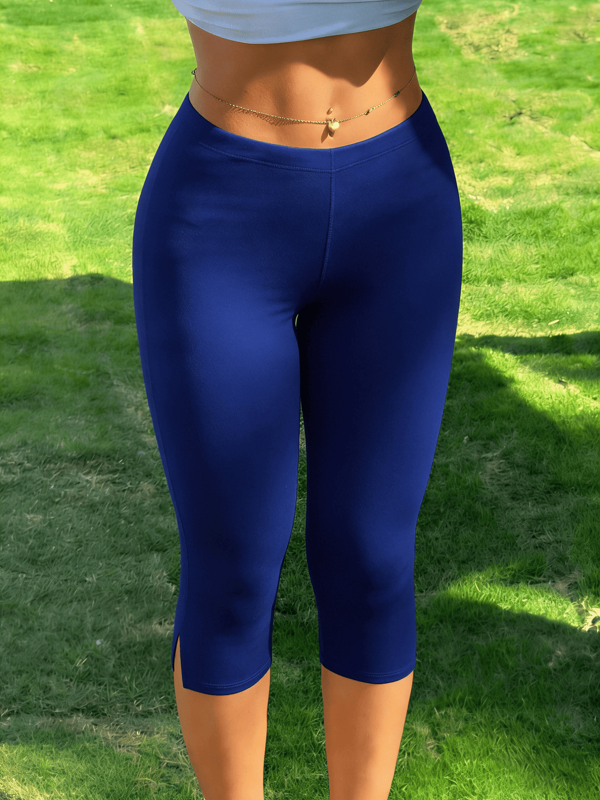 Leggings Halia corsárias com bainha lateral aberta