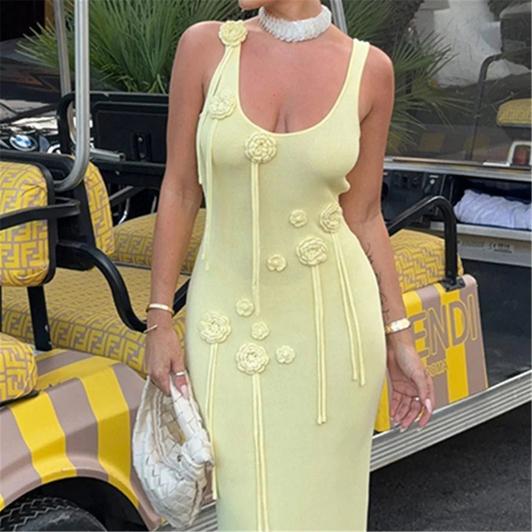 Vestido midi Hanna em malha com bordado floral