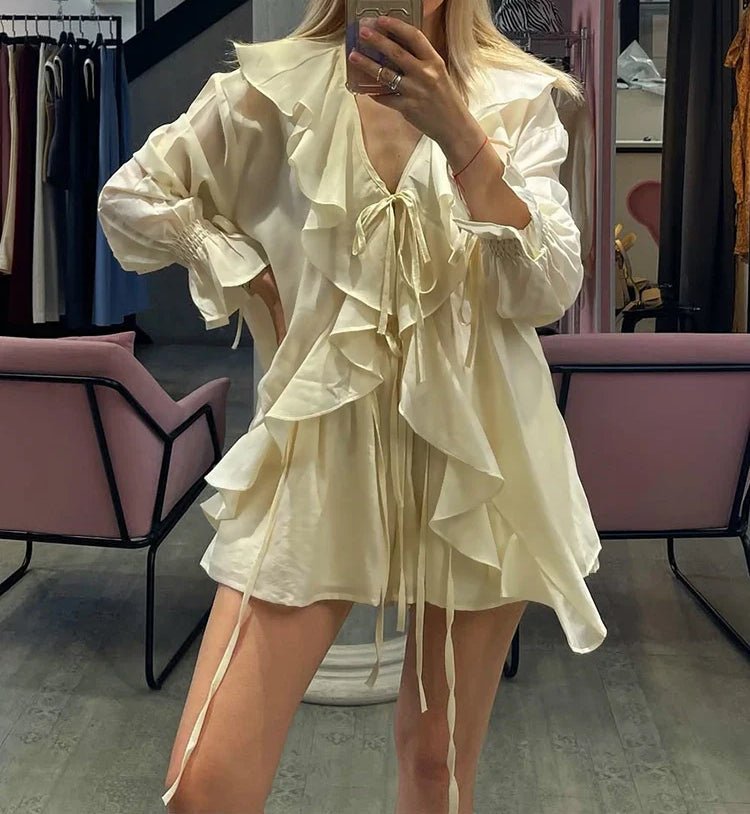 Conjunto de top com folhos e laço e calções Hannah