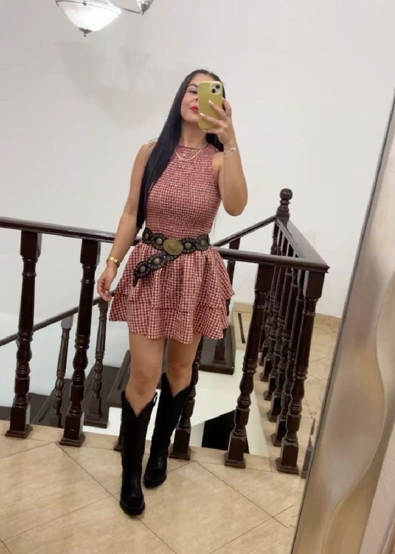 Vestido curto aos quadrados com franzido Hazel