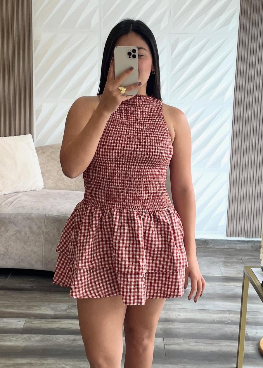 Vestido curto aos quadrados com franzido Hazel