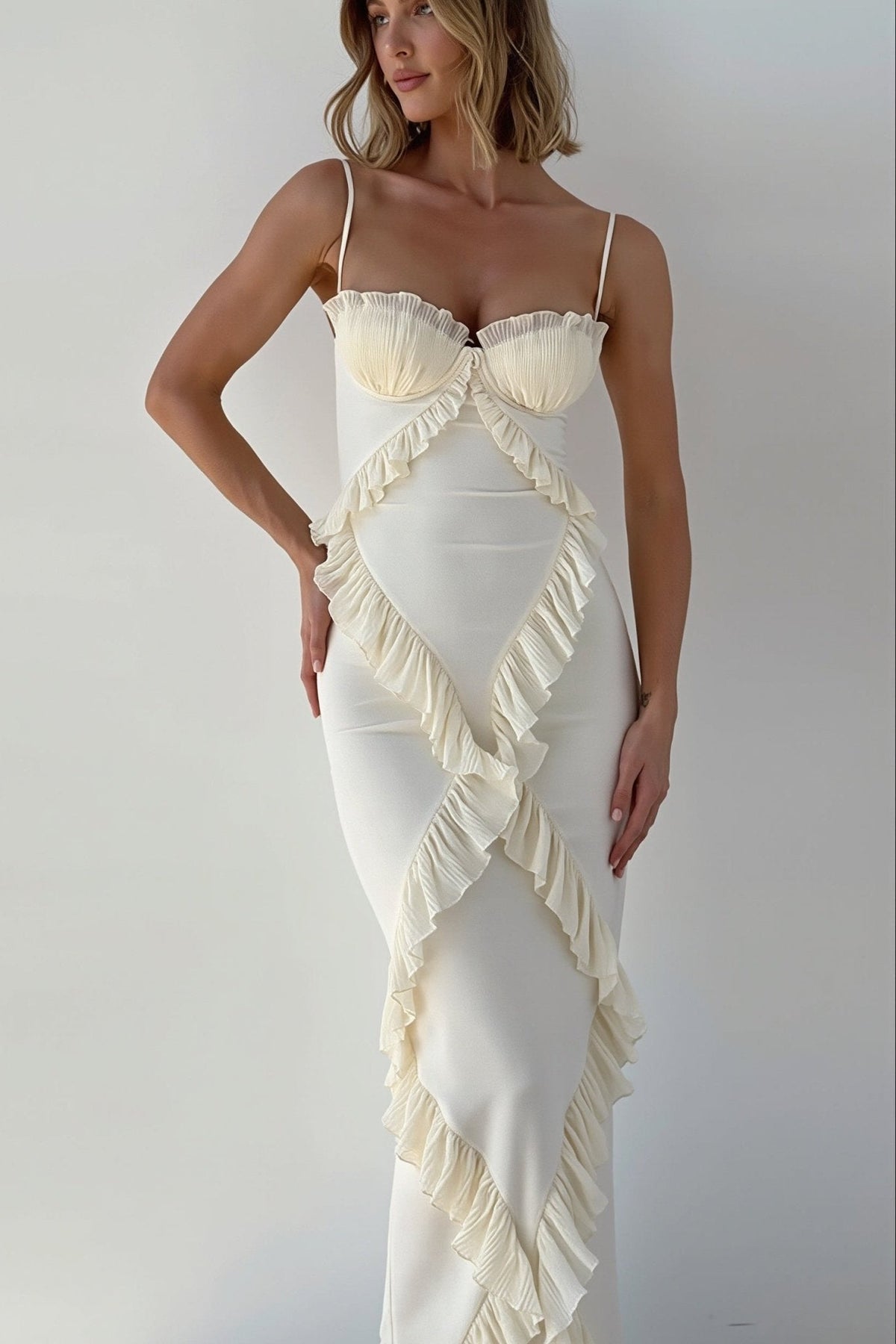 Vestido comprido com folhos de renda Helen