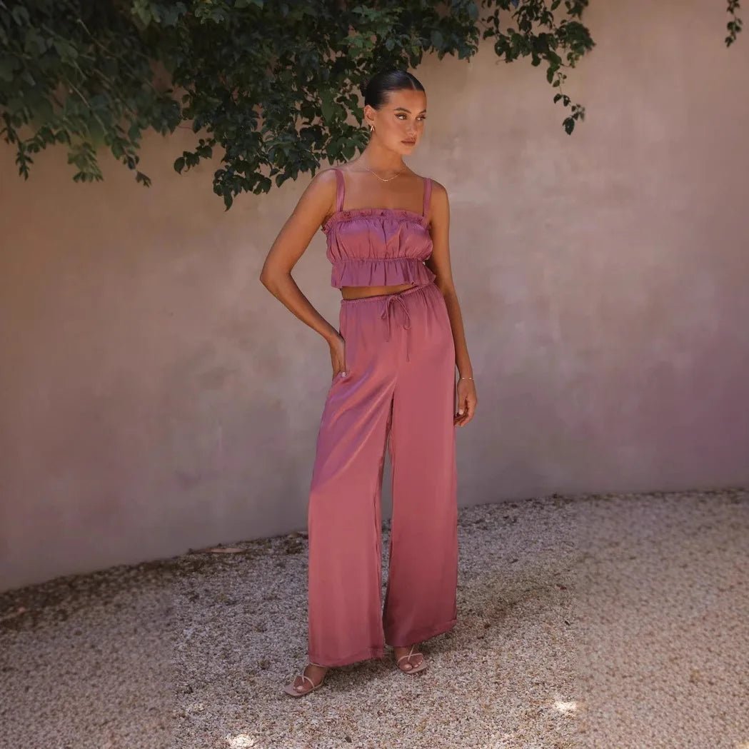 Conjunto com folhos e calças de perna larga Helen