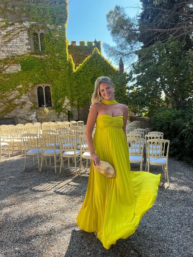 Vestido comprido franzido de decote halter com lenço Helena