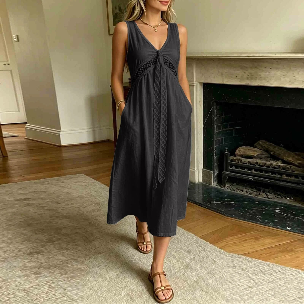 Vestido de corte evasé com acabamento de renda Ilaria