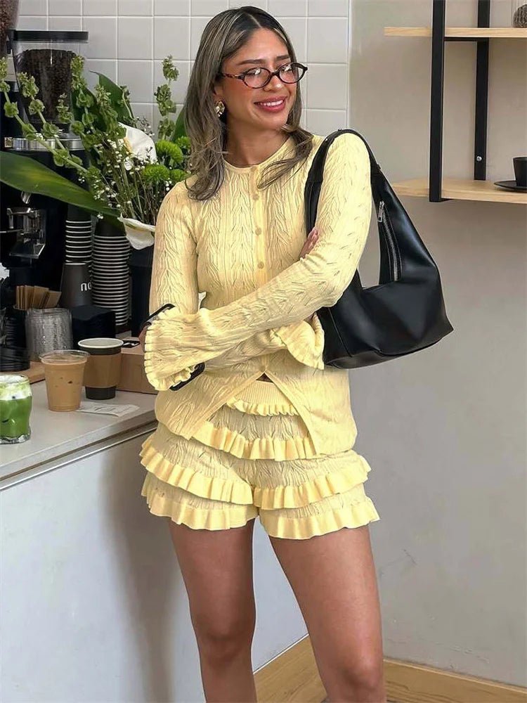 Conjunto de calções de malha com folhos Isabel