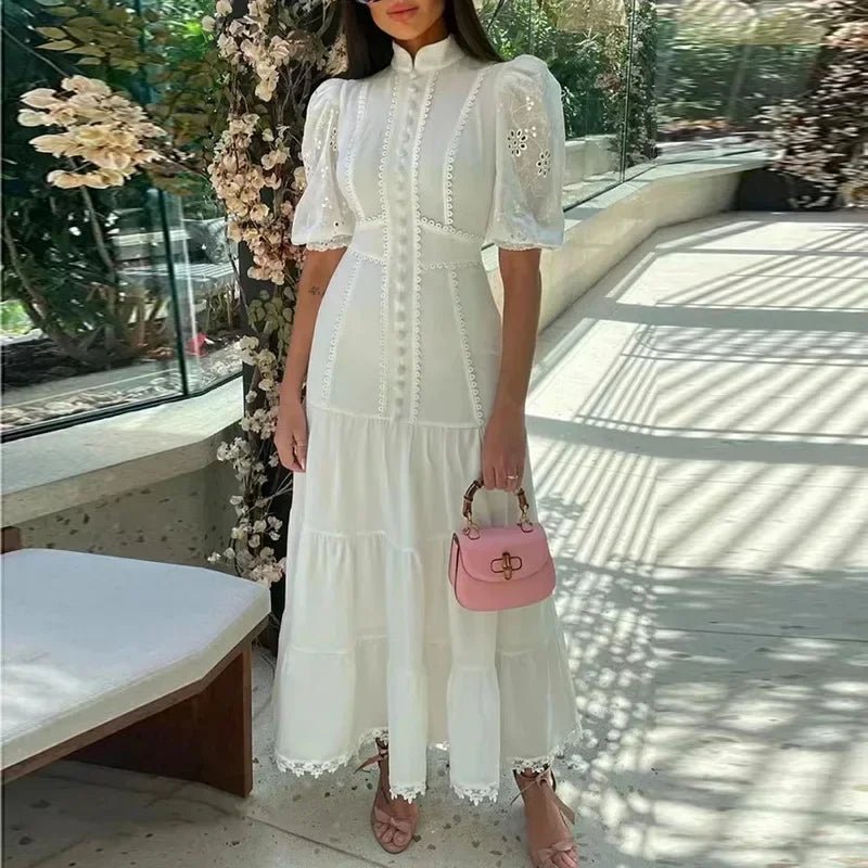 Vestido midi com renda bordada e mangas balão Isabelle