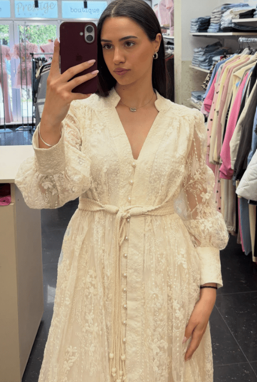 Vestido midi com pérolas bordadas Jenina