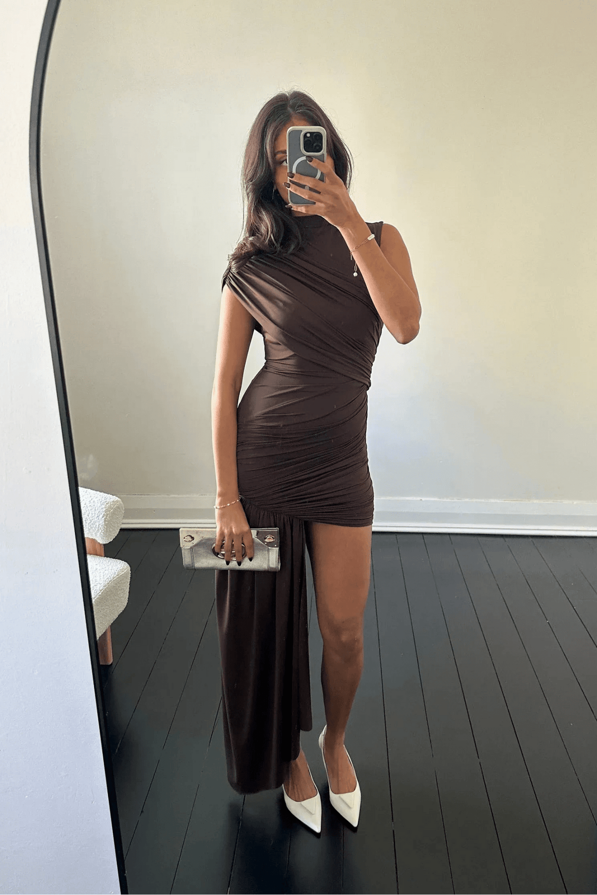 Vestido mini Jenny franzido com gola subida