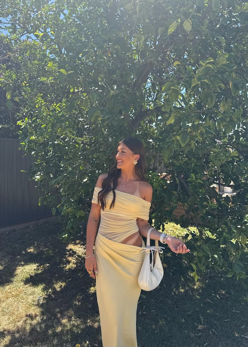 Vestido comprido em malha sem ombros Jessa