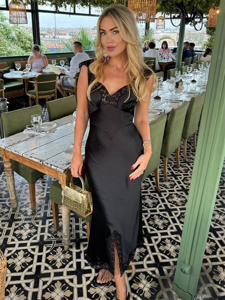 Vestido comprido em cetim e renda Joanna