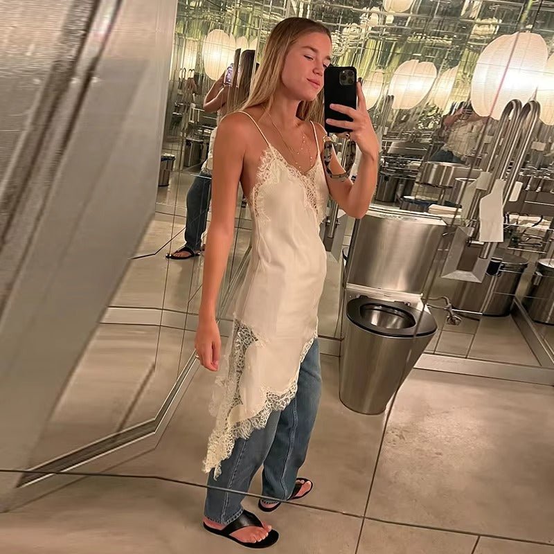 Vestido curto assimétrico de cetim Kara