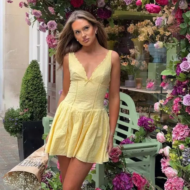 Vestido mini Kirsten com decote profundo