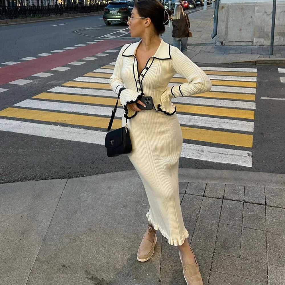 Vestido midi de malha com gola polo Emmeline
