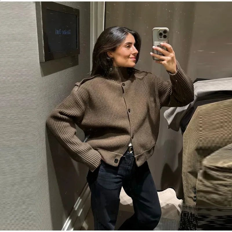 Casaco de malha com gola alta Kylie