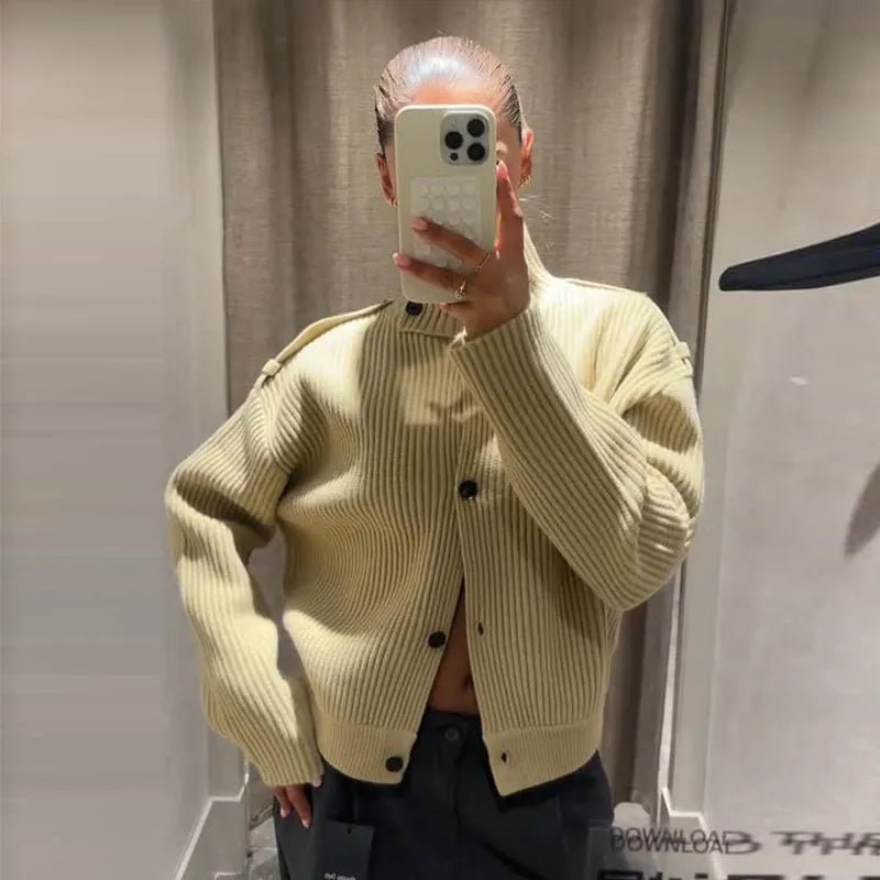 Casaco de malha com gola alta Kylie