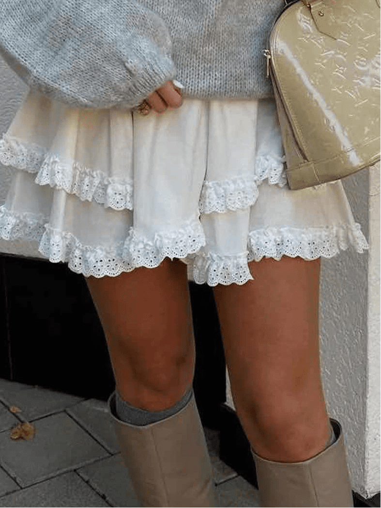 Saia mini em camadas com acabamento de folhos Kyrie